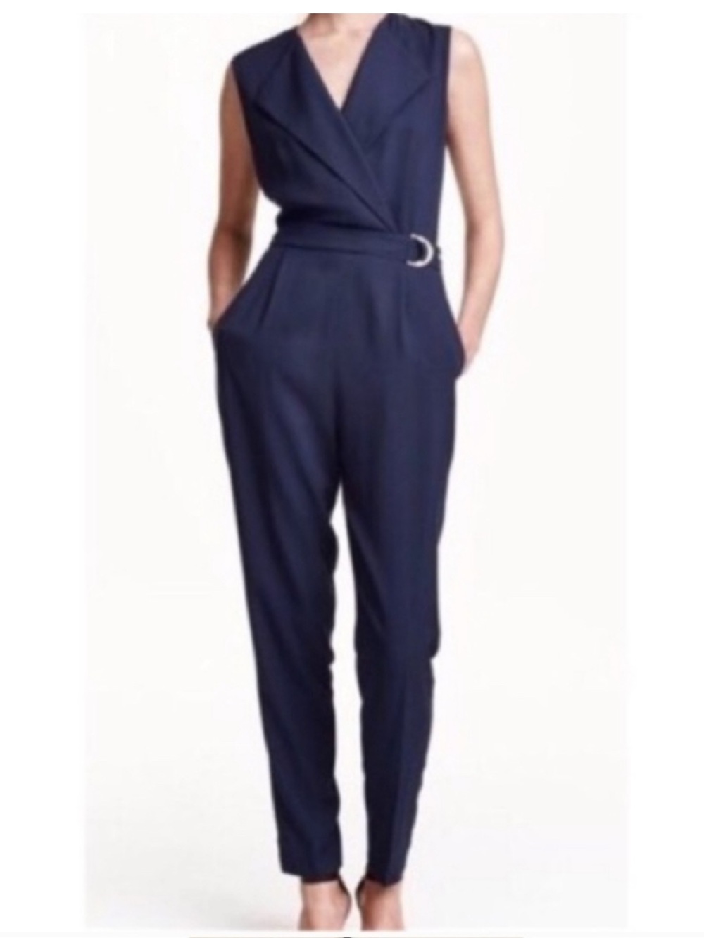 H&M Navy Belted Sleeveless Jumpsuit NWT Size 8 Cropped Tapered Leg - Picture 16 of 16